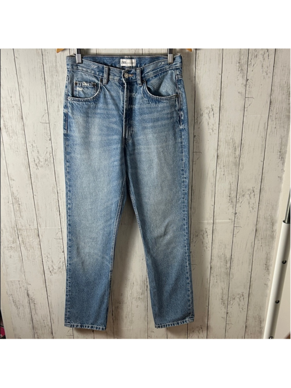 Zara Light Blue Straight-Leg Jeans for women size 6 small denim faded wash